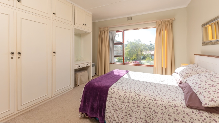 5 Bedroom Property for Sale in Bredasdorp Western Cape